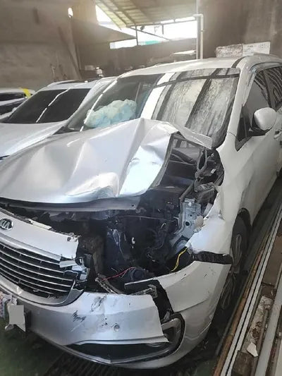 2015 Kia Carnival VIN: