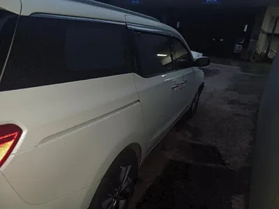 2017 Kia Carnival VIN: