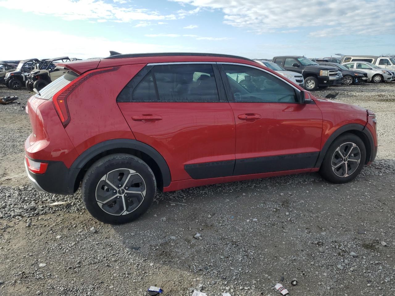 2023 KIA NIRO EX VIN:KNDCR3LE0P5109843
