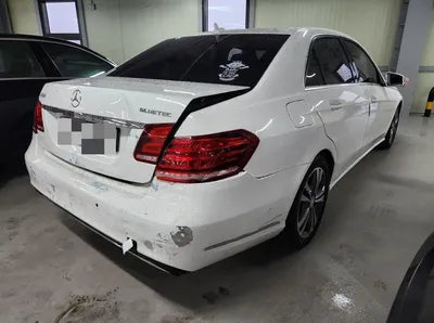 2016 Mercedes-Benz E 220 VIN: