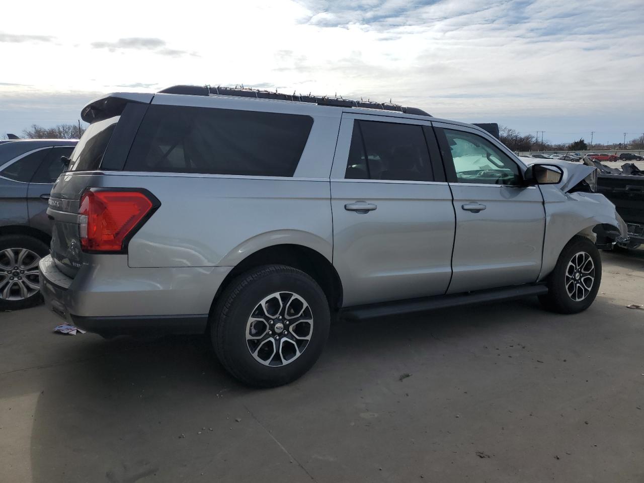 2024 FORD EXPEDITION MAX XLT VIN:1FMJK1J88REA32487