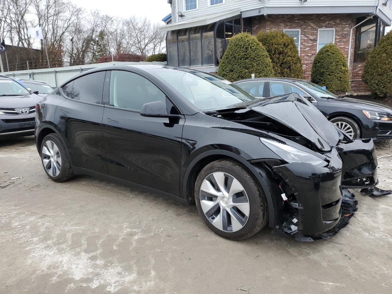 2023 TESLA MODEL Y  VIN:7SAYGAEE2PF922650