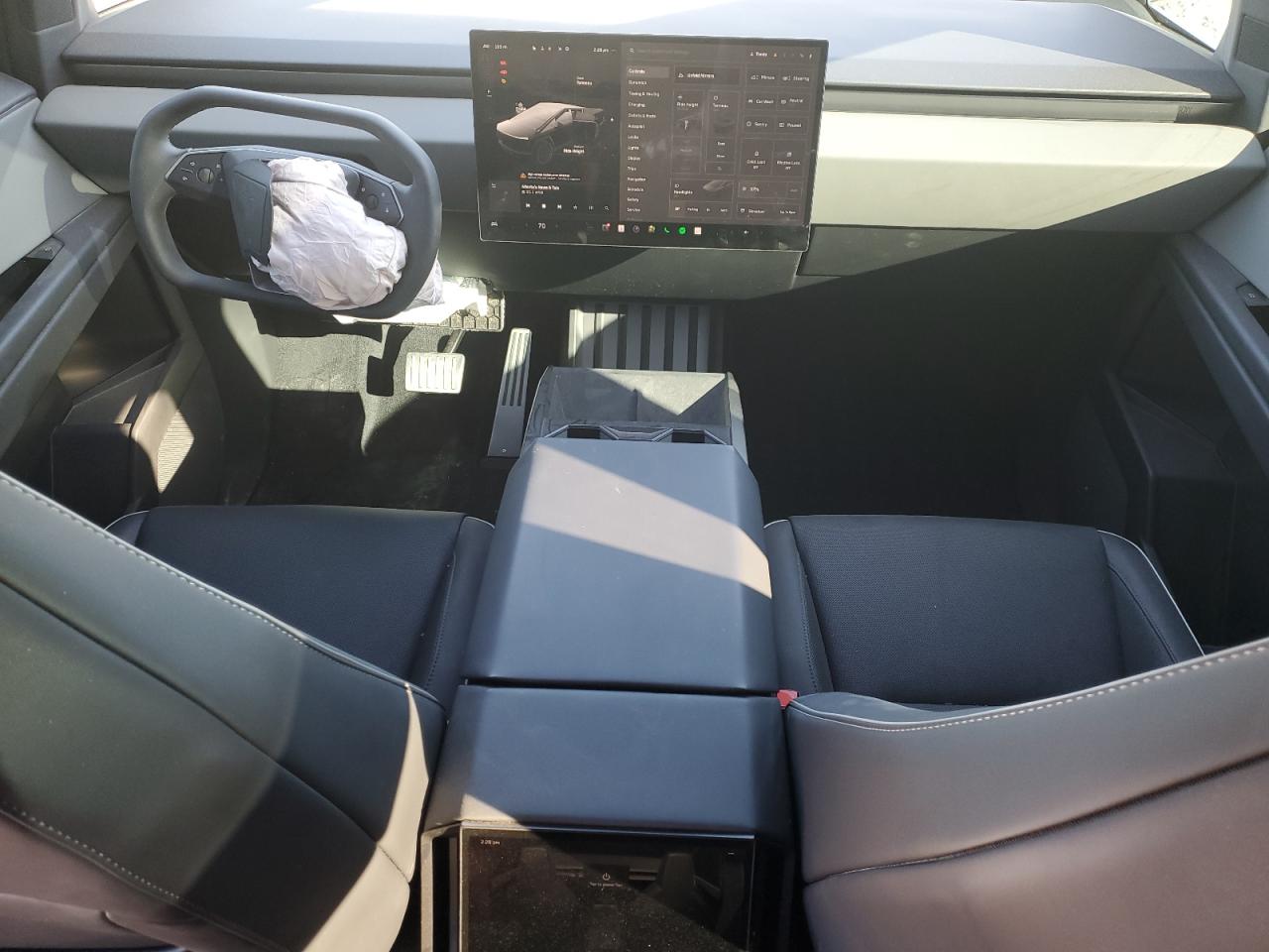 2024 TESLA CYBERTRUCK  VIN:7G2CEHED5RA031214