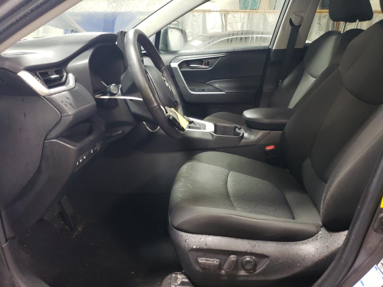 2022 TOYOTA RAV4 XLE VIN:2T3P1RFV1NC292832