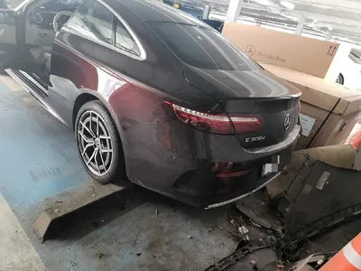 2022 Mercedes-Benz E 300 VIN: