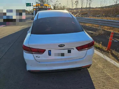 2016 Kia K5 401KMKNAGS416BGA0 VIN:401KMKNAGS416BGA0