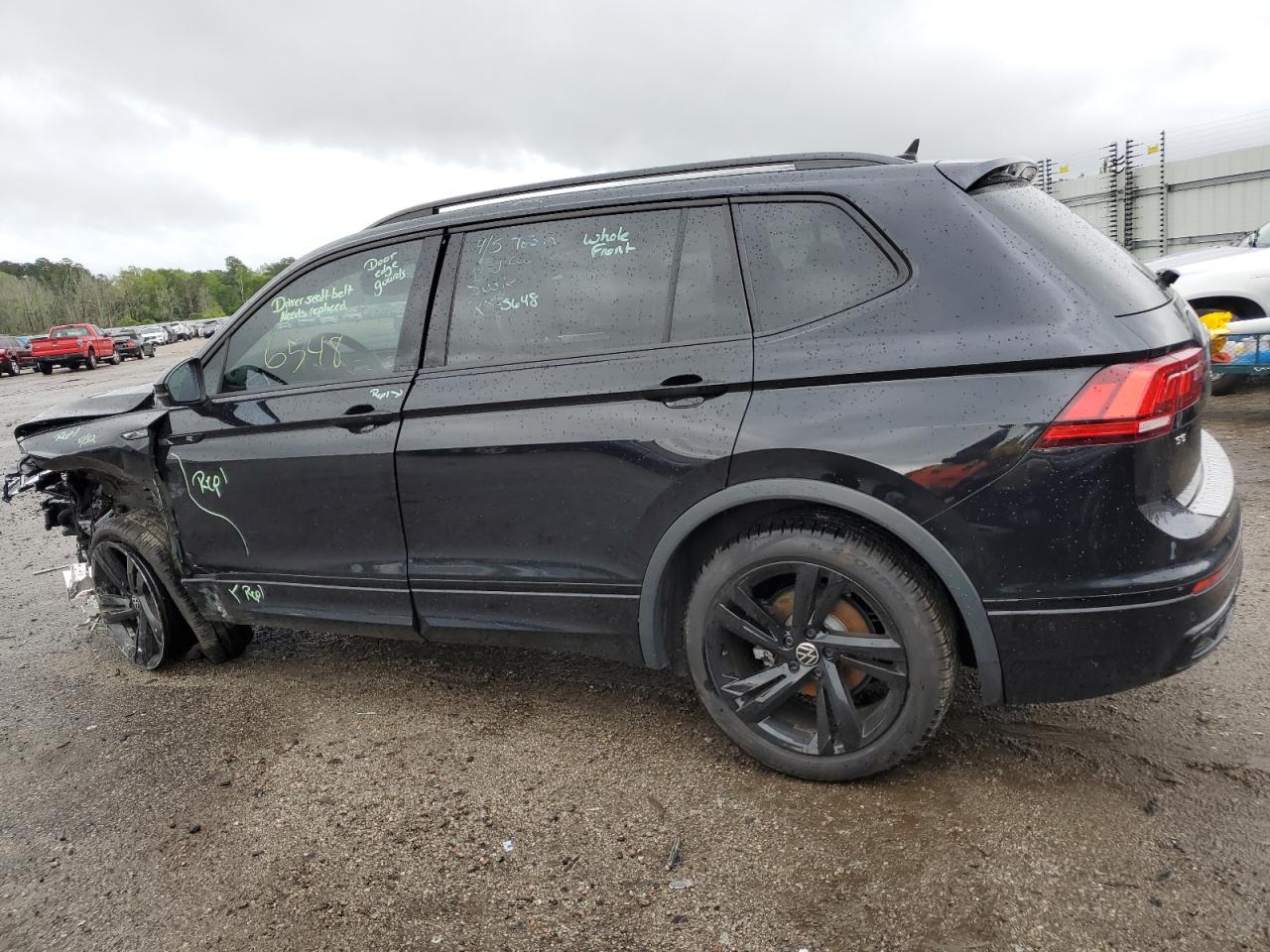 2023 VOLKSWAGEN TIGUAN SE R-LINE BLACK VIN:3VVCB7AX3PM030579