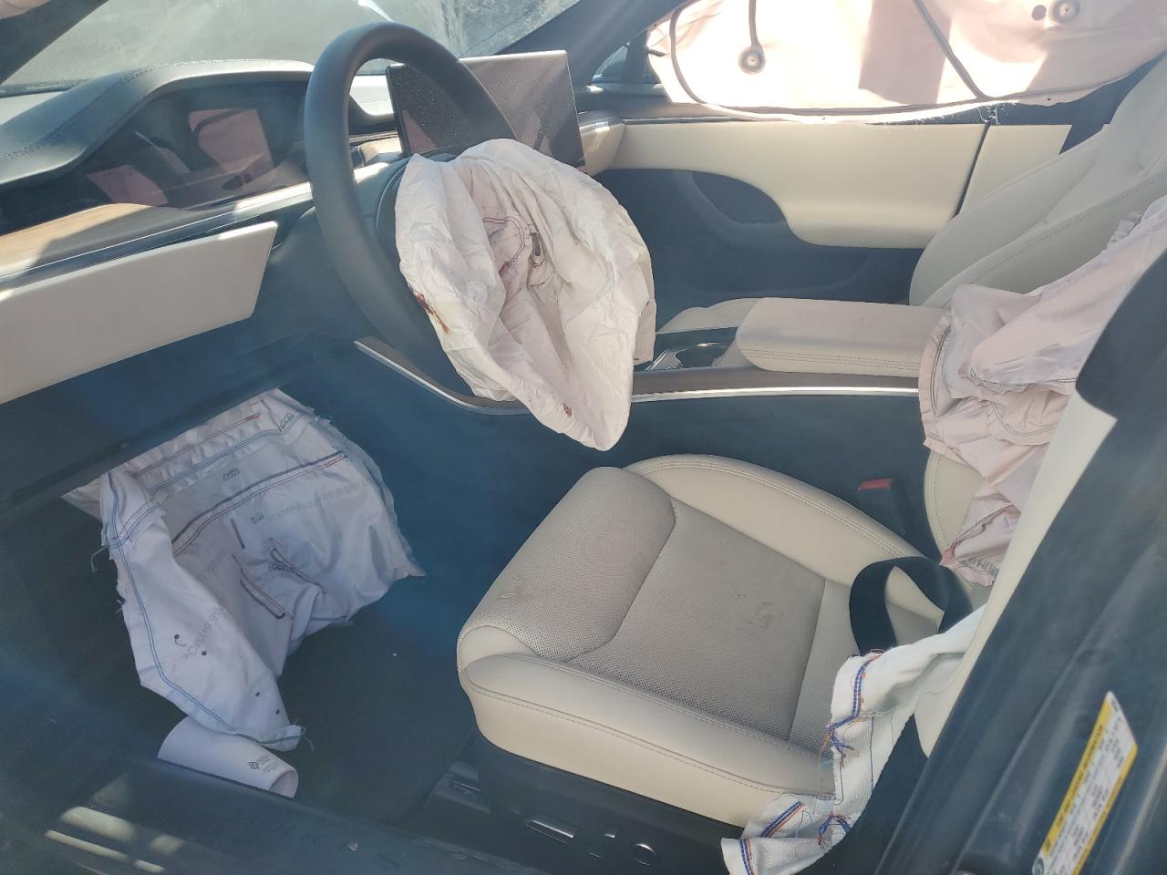 2023 TESLA MODEL S  VIN:5YJSA1E59PF522444