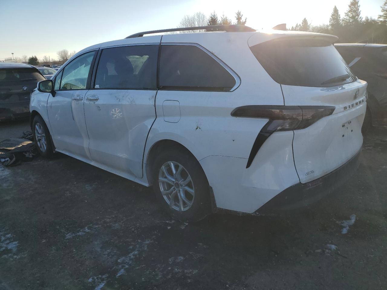 2024 TOYOTA SIENNA LE VIN:5TDGSKFC4RS112719