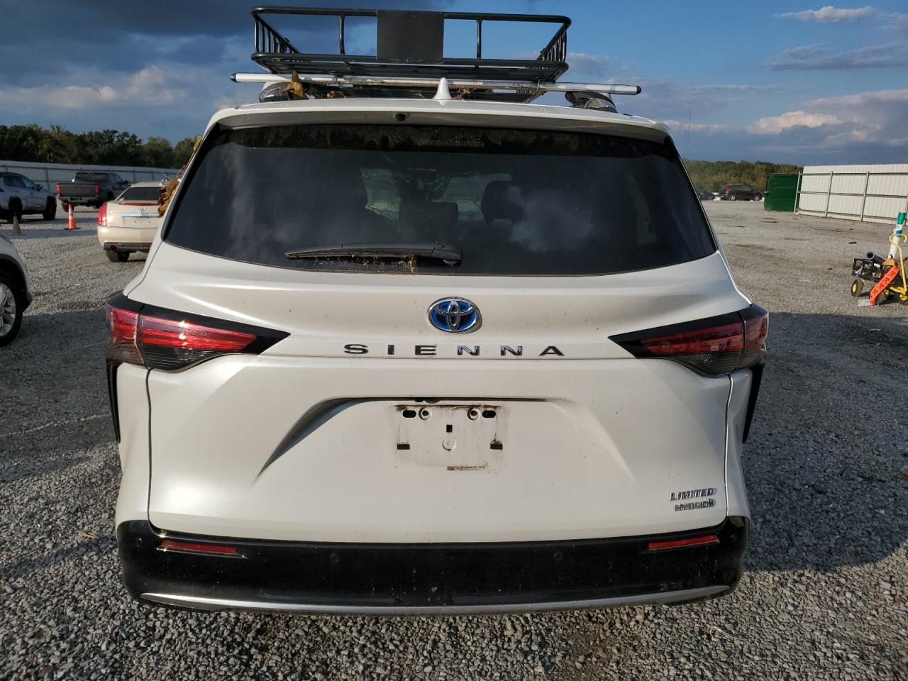 2023 TOYOTA SIENNA LIMITED VIN:5TDZRKEC5PS169885