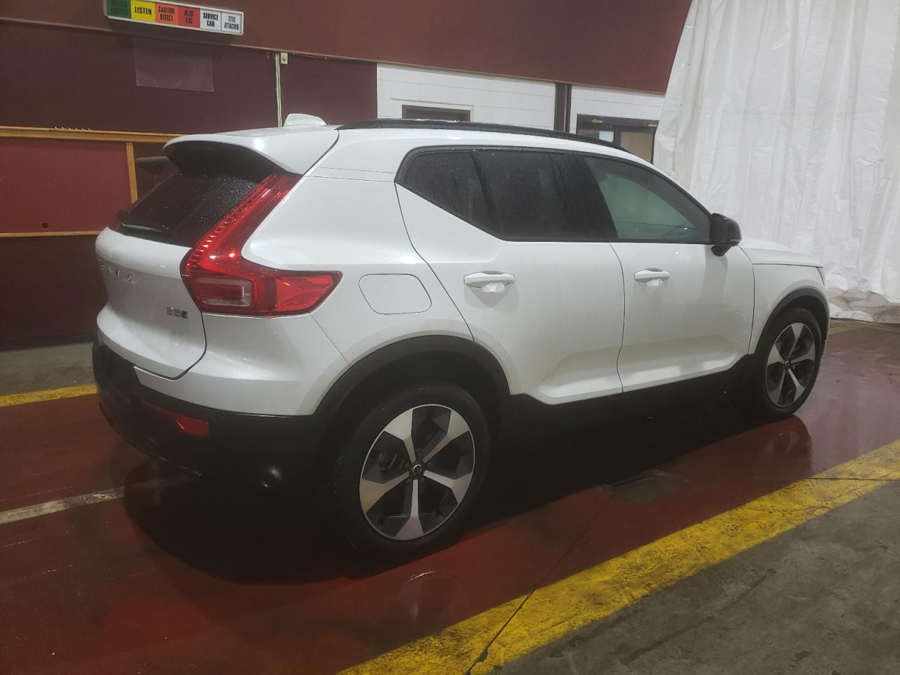 2024 VOLVO XC40 PLUS VIN:YV4L12UL1R2244619