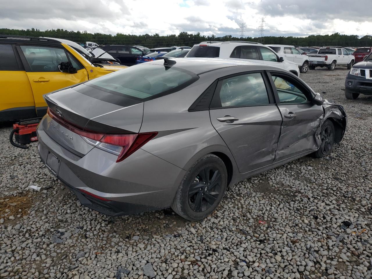 2023 HYUNDAI ELANTRA SEL VIN:KMHLM4AG0PU472962