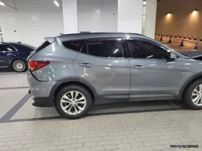 2018 Hyundai Santa FE KMHSW81UDJU863861 VIN:KMHSW81UDJU863861