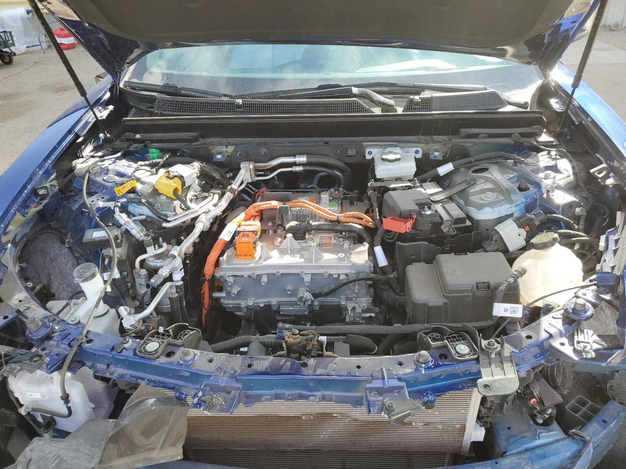 2024 CADILLAC LYRIQ LUXURY VIN:1GYKPPRL0RZ100077