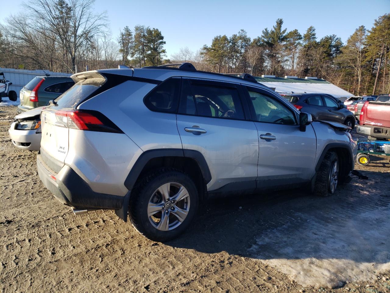 2024 TOYOTA RAV4 XLE VIN:JTMRWRFV7RD251164