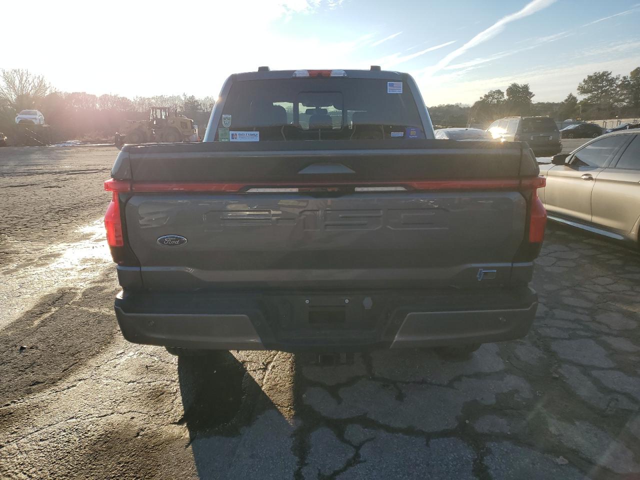 2023 FORD F150 LIGHTNING PRO VIN:1FTVW1EV3PWG16720