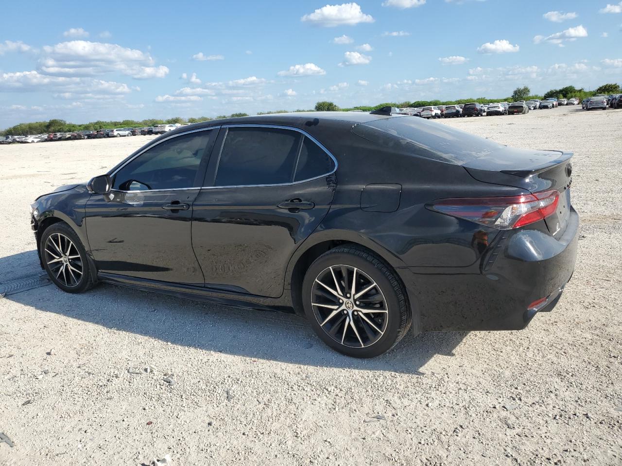 2024 TOYOTA CAMRY SE NIGHT SHADE VIN:4T1G11AK6RU882942