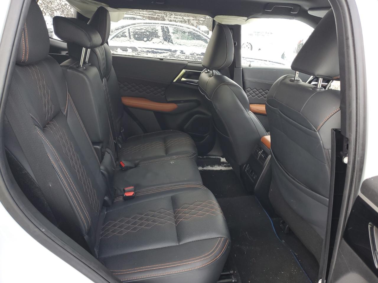 2024 MITSUBISHI OUTLANDER SEL VIN:JA4T5WA94RZ605267