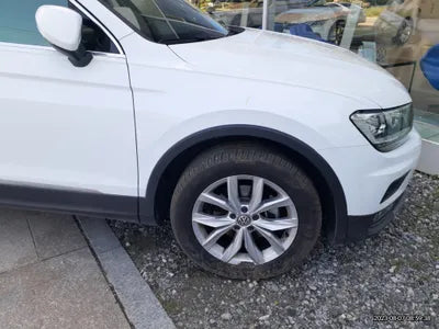 2020 Volkswagen Tiguan WVGZZZ5NZLW909219 VIN:WVGZZZ5NZLW909219