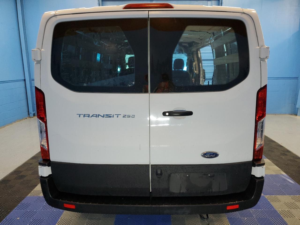 2022 FORD TRANSIT T-250 VIN:1FTBR1Y87NKA51747