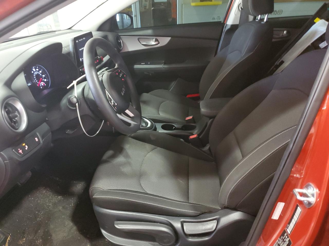 2024 KIA FORTE LX VIN:3KPF24ADXRE730287