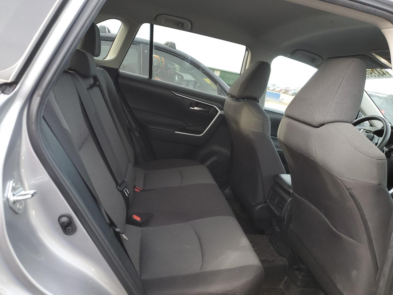 2022 TOYOTA RAV4 XLE VIN:2T3P1RFV3NC272288