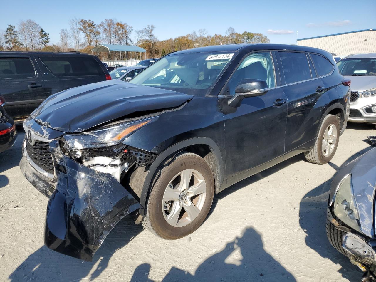 2024 TOYOTA HIGHLANDER LE VIN:5TDKDRAH8RS532676
