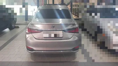 2018 Lexus ES 300 VIN: