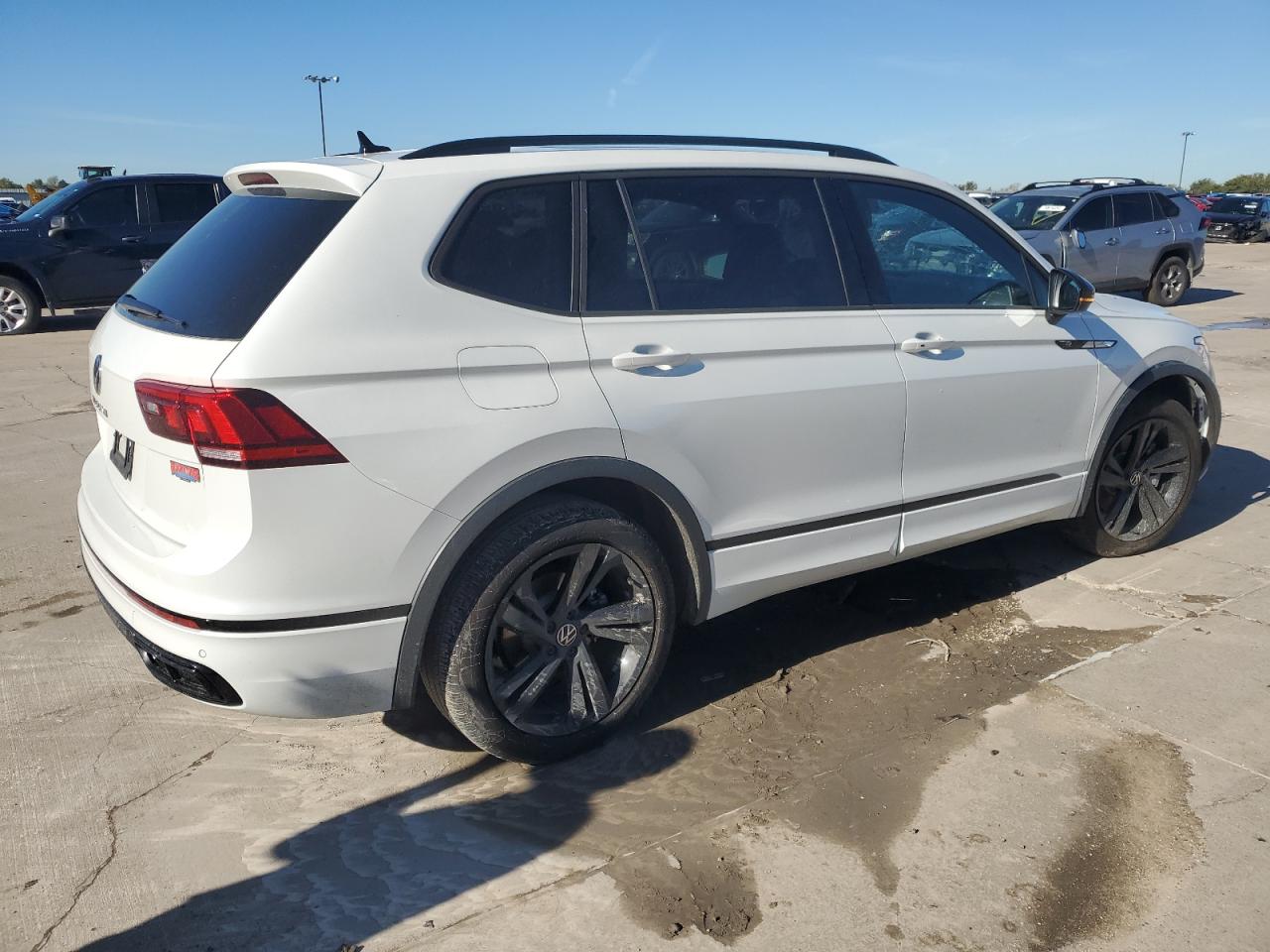 2024 VOLKSWAGEN TIGUAN SE R-LINE BLACK VIN:3VVCB7AX1RM001262