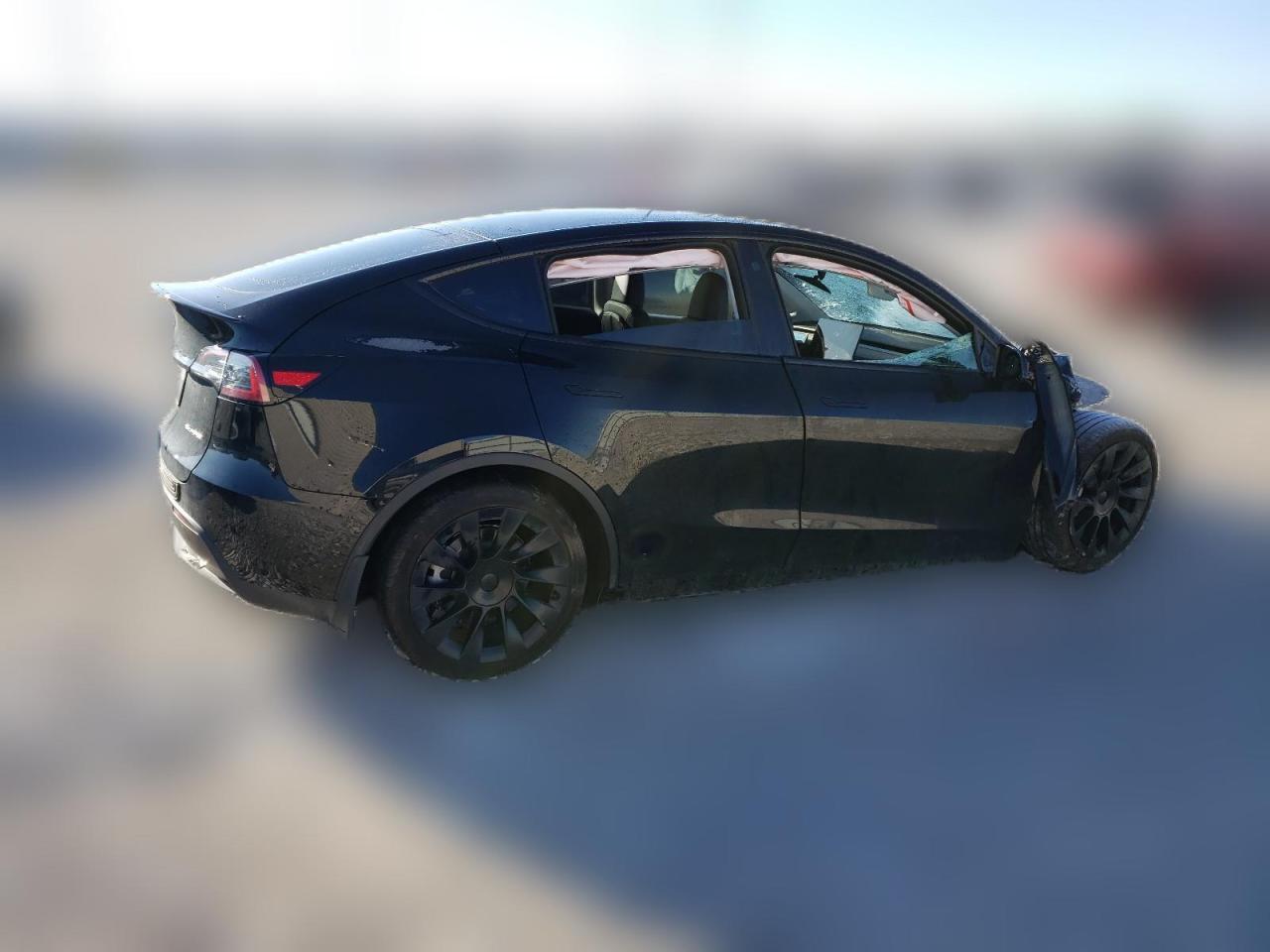 2023 TESLA MODEL Y  VIN:7SAYGAEE1PF708183