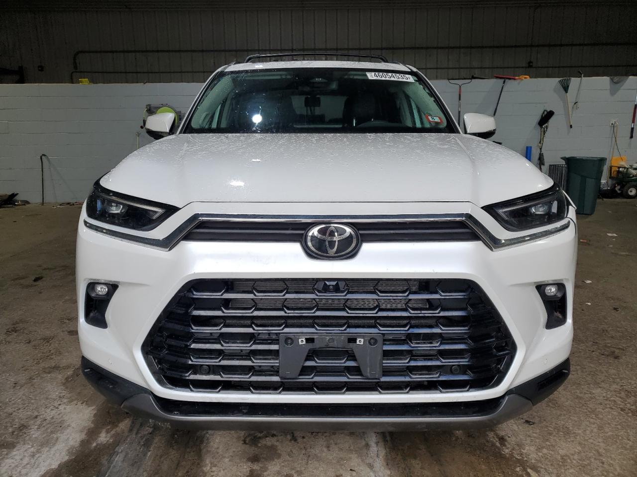 2024 TOYOTA GRAND HIGHLANDER XLE VIN:5TDAAAB52RS066799
