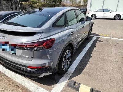 2022 Audi e-tron WAUZZZFZ4NP043372 VIN:WAUZZZFZ4NP043372