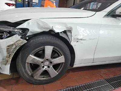 2016 Mercedes-Benz C 200 WDDWF3HB0GF221451 VIN:WDDWF3HB0GF221451