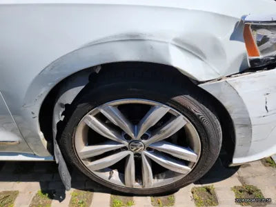 2018 Volkswagen Passat VIN: