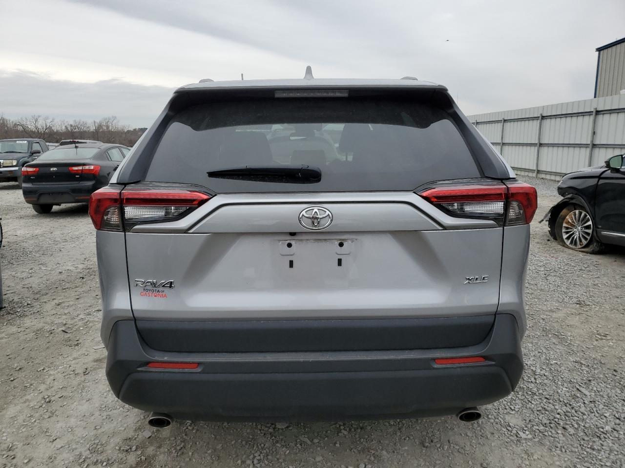 2022 TOYOTA RAV4 XLE PREMIUM VIN:2T3C1RFV0NC194616