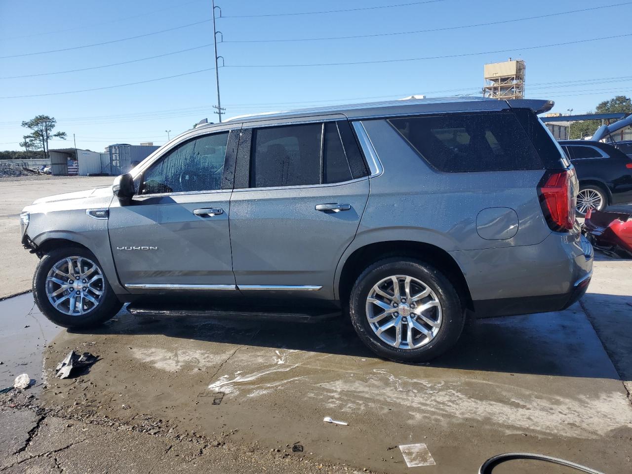 2022 GMC YUKON SLT VIN:1GKS1BKD7NR330453