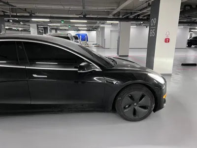 2019 Tesla Model 3 VIN: