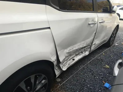 2017 Kia Carnival KNAMB81ABJS402555 VIN:KNAMB81ABJS402555