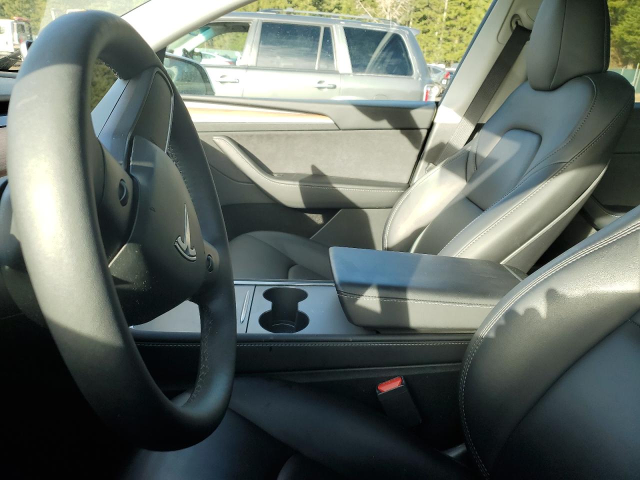 2024 TESLA MODEL Y  VIN:7SAYGAEE1RF988982