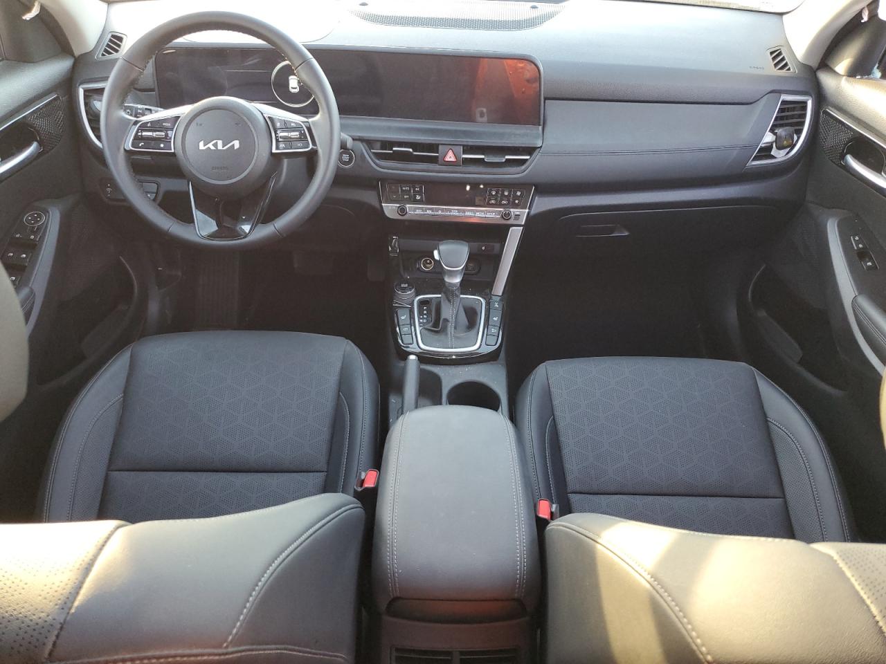 2024 KIA SELTOS EX VIN:KNDERCAAXR7631489