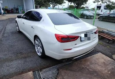 2015 Maserati Ghibli VIN: