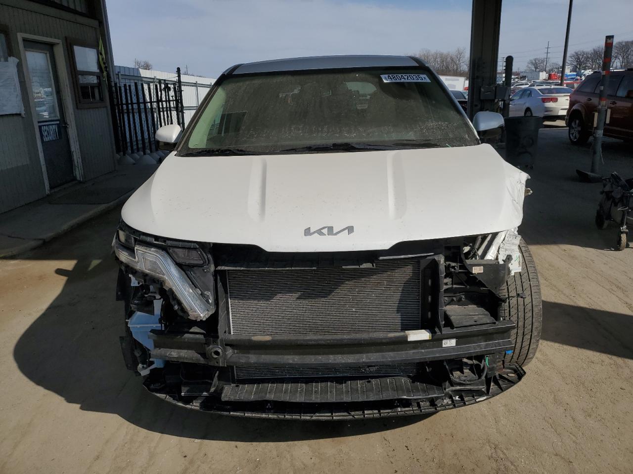 2022 KIA CARNIVAL LX VIN:KNDNB4H30N6156002