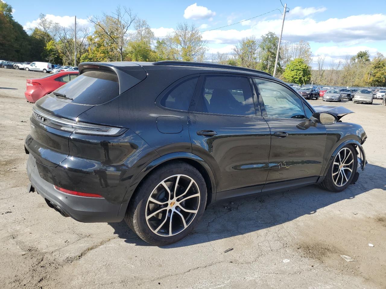 2024 PORSCHE CAYENNE  VIN:WP1AA2AY1RDA02409