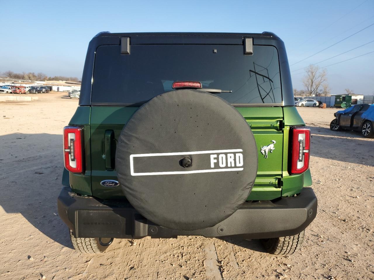 2024 FORD BRONCO OUTER BANKS VIN:1FMDE8BHXRLB04524