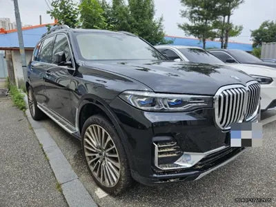 2022 BMW 740 VIN: