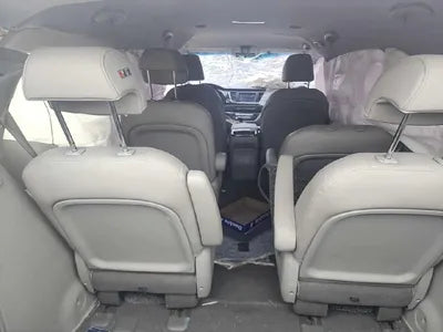 2017 Kia Carnival VIN: