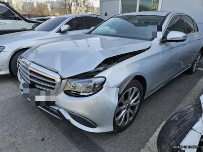 2018 Mercedes-Benz E 300 WDDZF4KB9KA528991 VIN:WDDZF4KB9KA528991