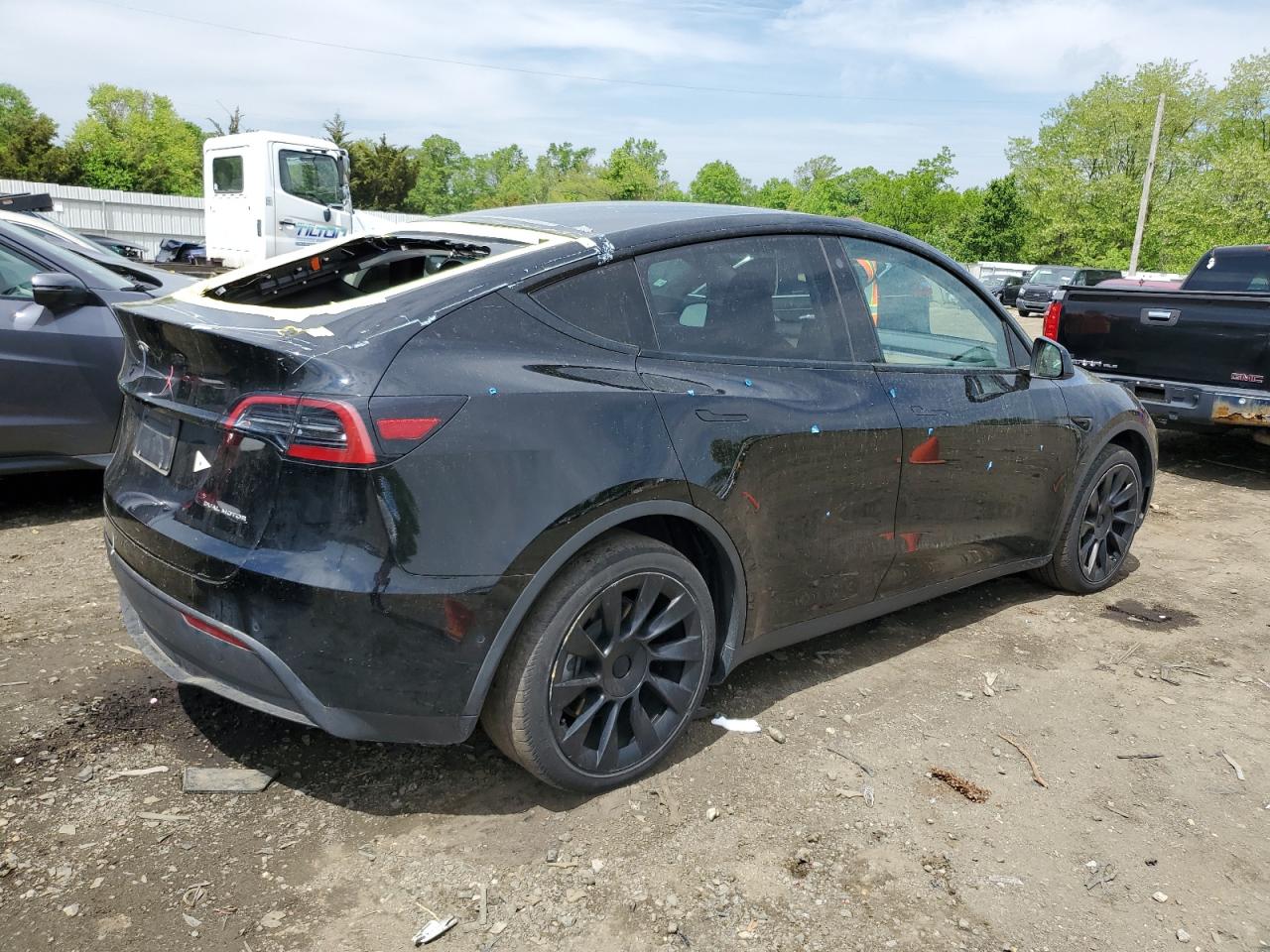 2022 TESLA MODEL Y  VIN:7SAYGDEE5NF321246