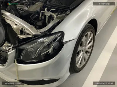 2019 Mercedes-Benz E 300 WDDZF4KB5KA677981 VIN:WDDZF4KB5KA677981