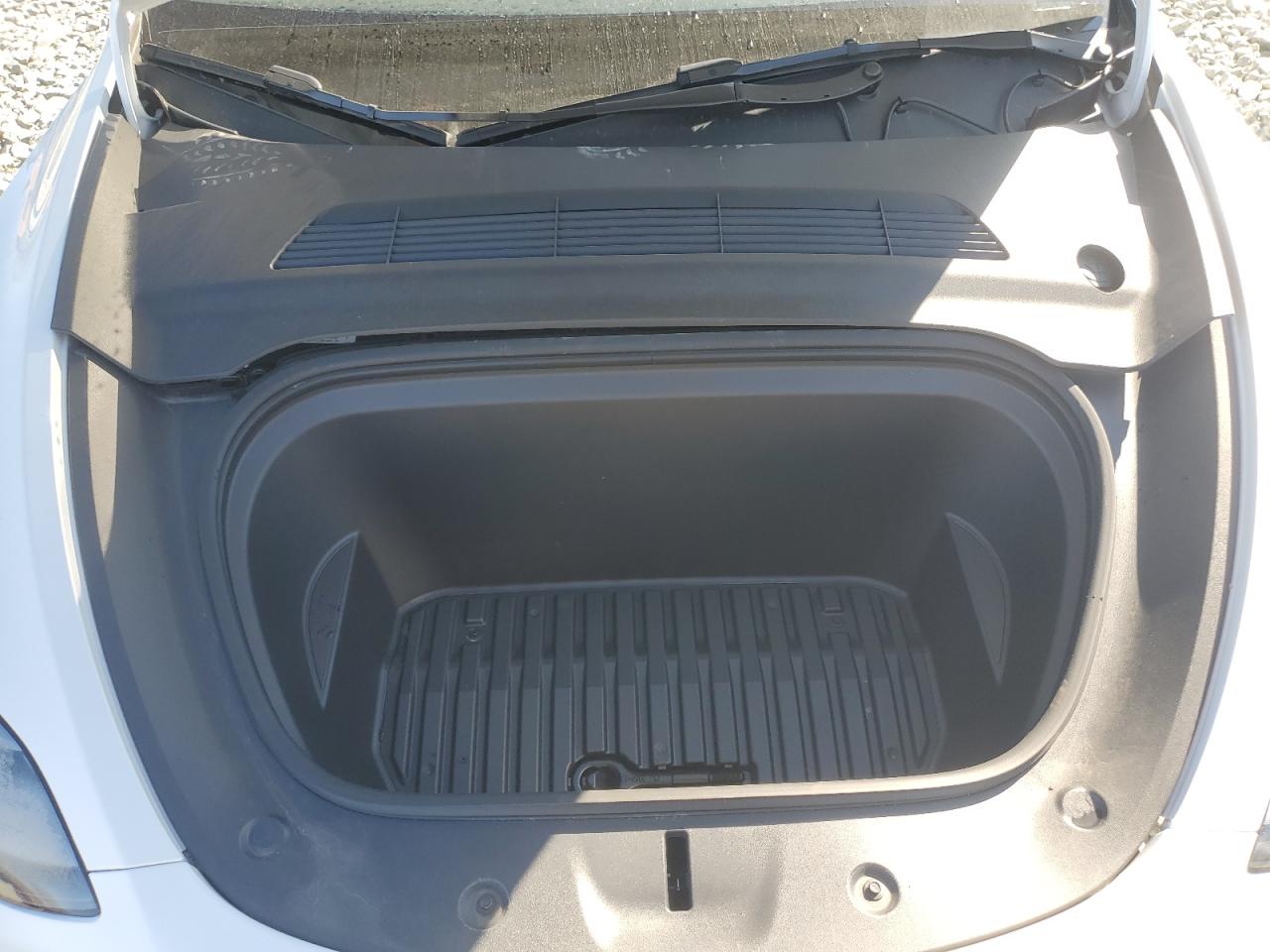 2023 TESLA MODEL Y  VIN:7SAYGDEF2PF911013